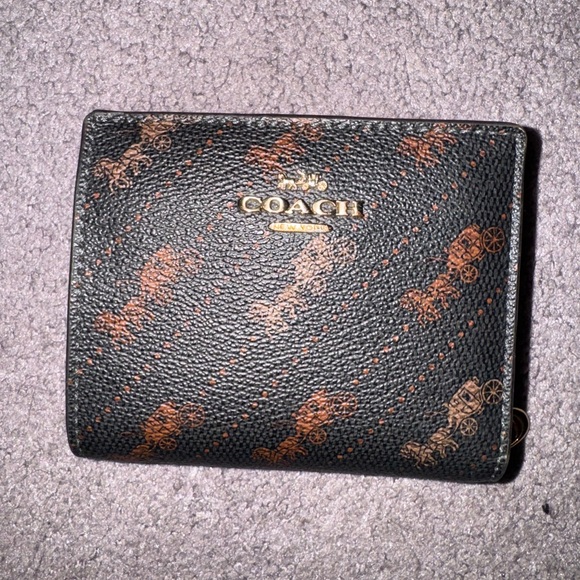 COACH Snap Wallet - Picture 1 of 5